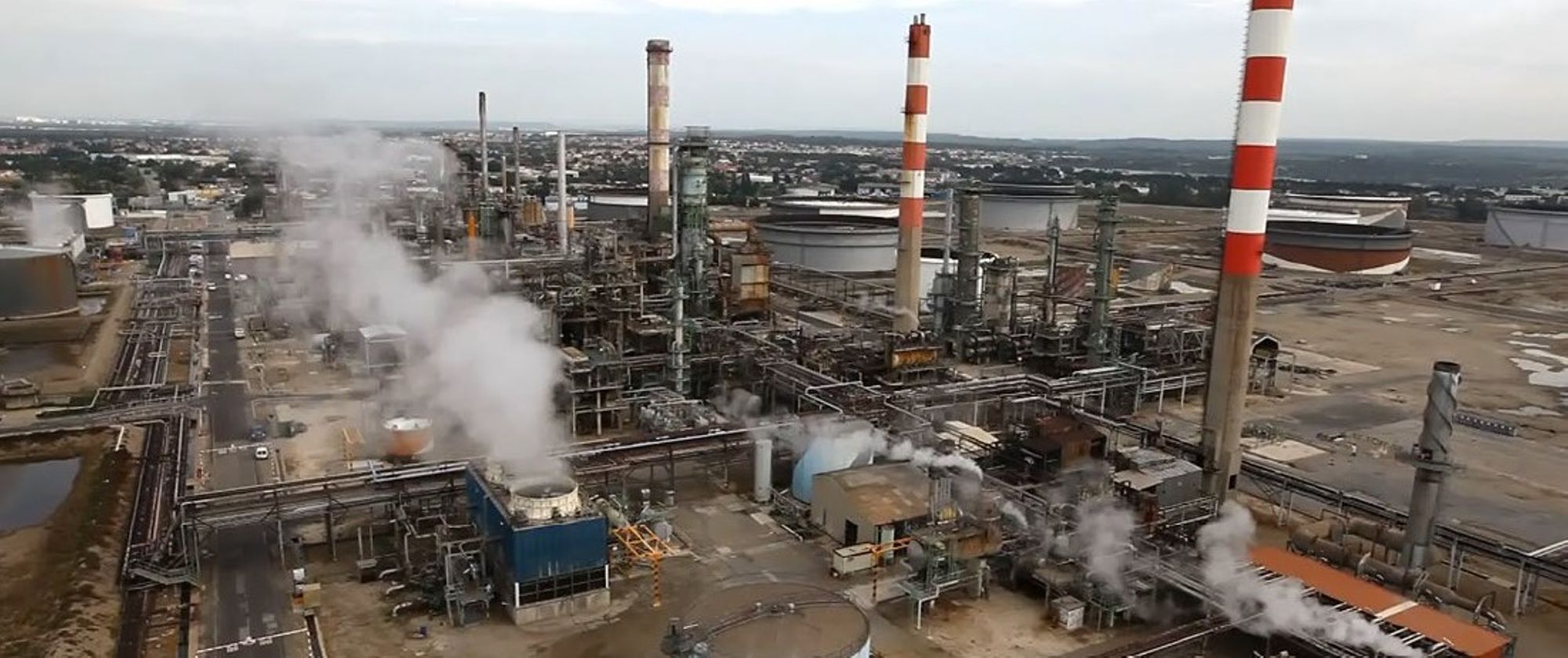 Pollutions industrielles sur le pourtour de l'étang de Berre : cinq années de Réponses