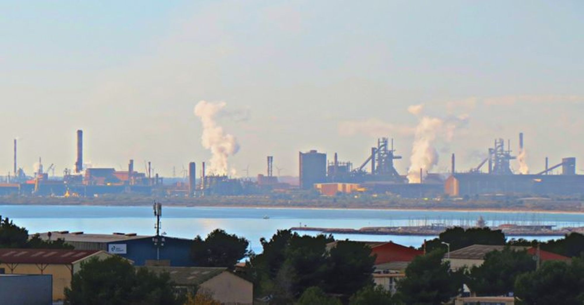 Le SPPPI PACA démine les échanges sur la place de l'industrie